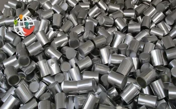 Canada stops importing aluminum and steel from Russia