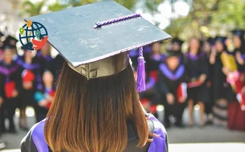 Internationale Hochschulabsolventen werden auch mit abgelaufener Arbeitserlaubnis angestellt