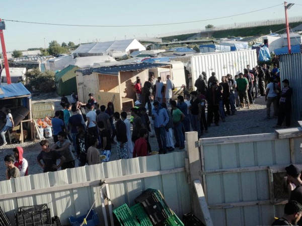 Британия построит стену между французским портом Кале и лагерем беженцев «Джунгли Кале»