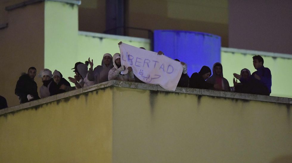 Мигранты устроили акцию протеста в Мадриде