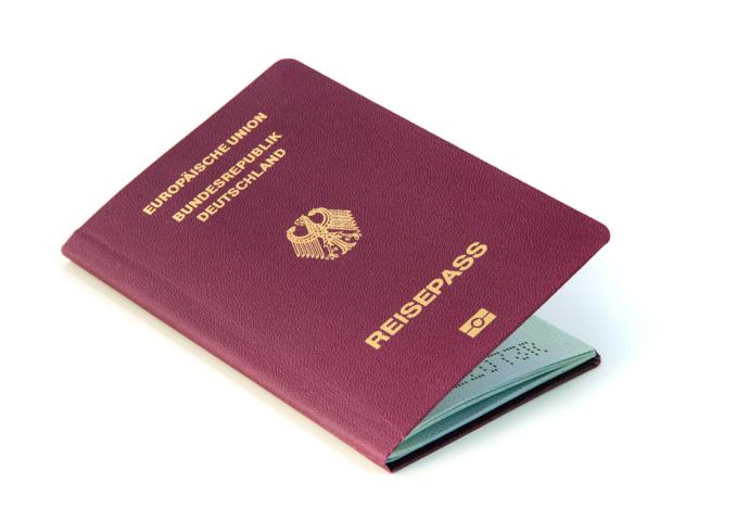Немецкий паспорт вновь лидирует в списке самых «путешествующих» безвизовых паспортов