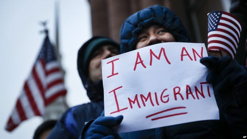 В США не намерены массово депортировать мигрантов