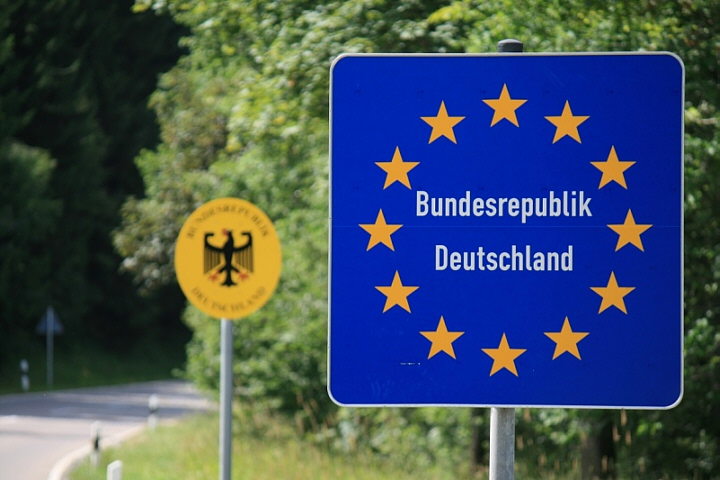 Германия на месяц ввела пограничный контроль на внутренней границе