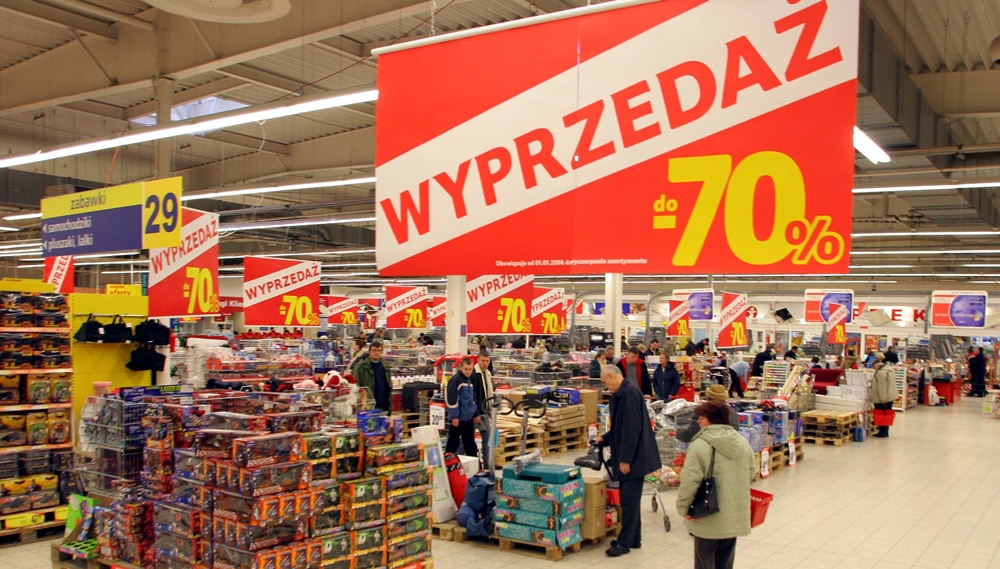 В Польше растут цены на продукты питания, а одежда и обувь дешевеют