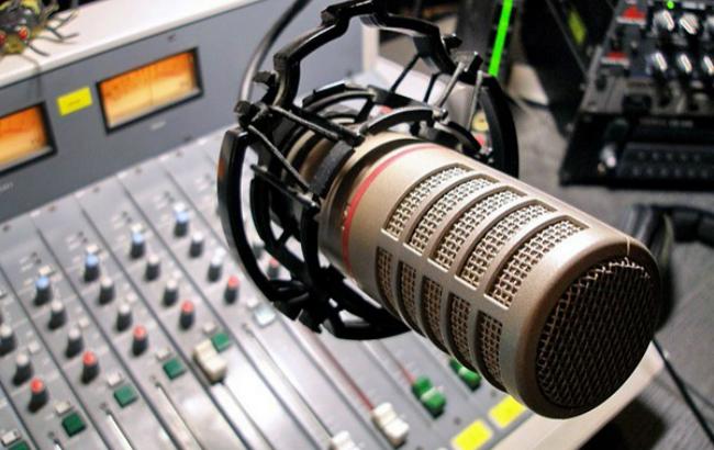 Беларусь увеличивает количество языков вещания на радио