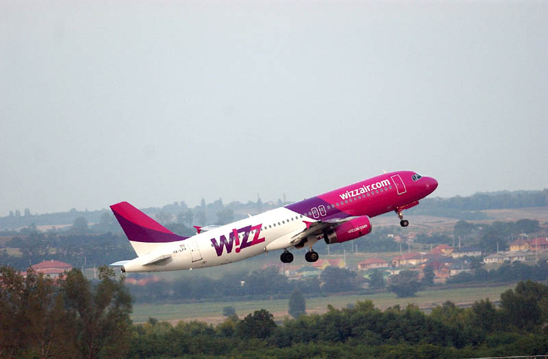Wizz Air открывает три маршрута из Львова и возобновляет полеты из Харькова