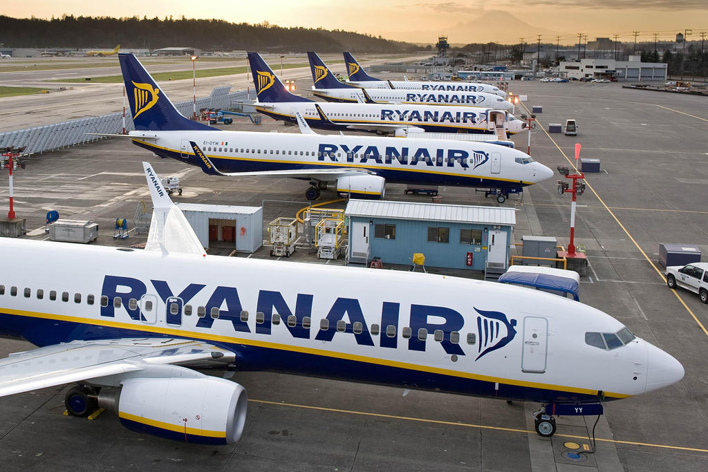 Лоукостер Ryanair зайдет в Украину в 2018 году