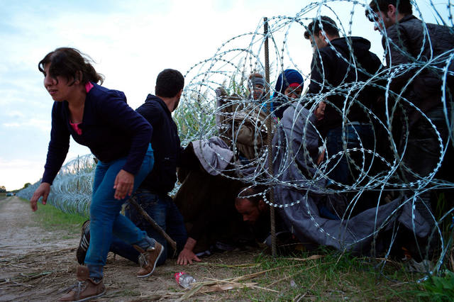 В 2017 году зафиксировано 204 300 нелегальных пересечений границы ЕС