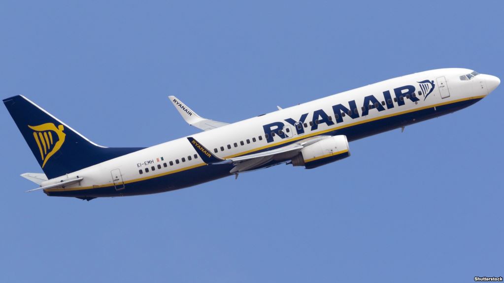 Ryanair в честь выхода на украинский рынок предлагает билеты из Украины по акционной цене в 19,99 евро
