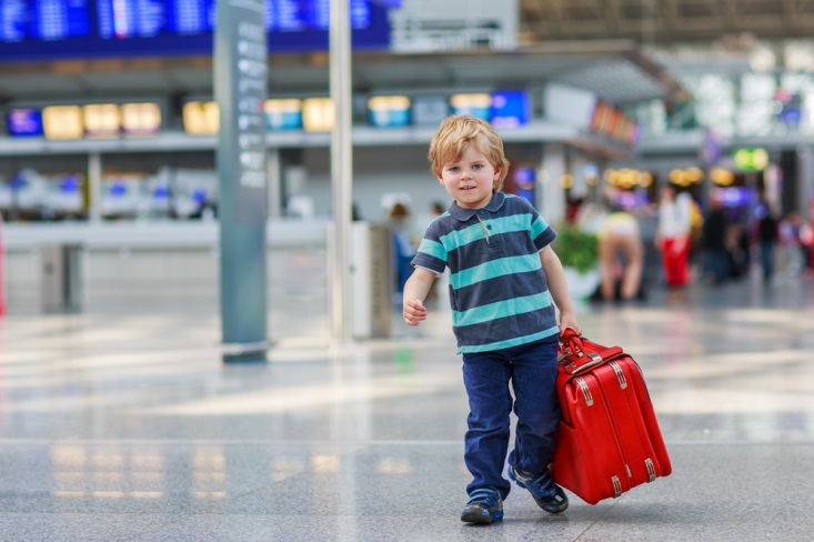 Более 20 семей были задержаны в аэропортах Баварии за то, что они хотели уехать с детьми до начала школьных каникул