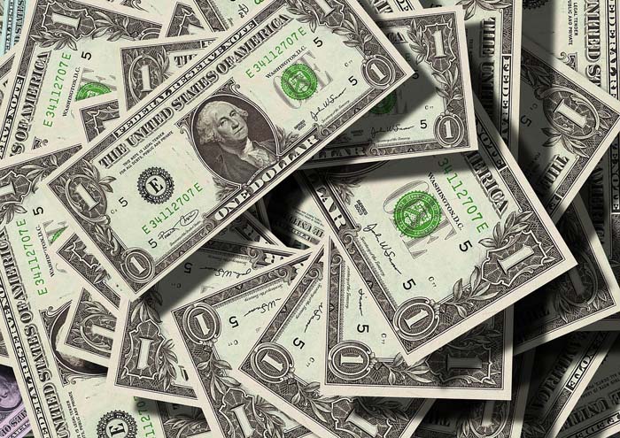 5 самых щедрых американских компаний, которые платят сотрудникам более 100 тысяч долларов