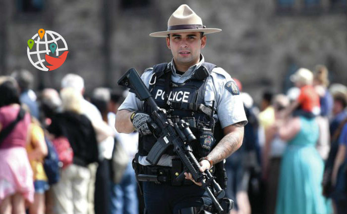 Канадским полицейским предлагают носить нательные камеры наблюдения